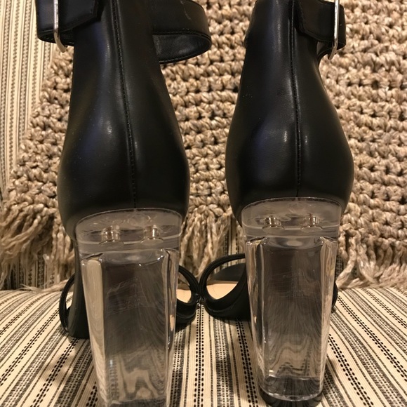 wide width clear shoes